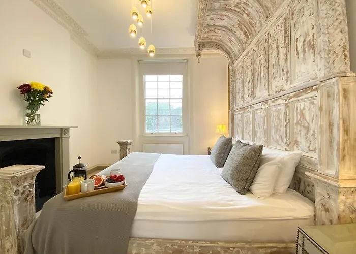 Stylish Apartments In Pimlico & Westminster